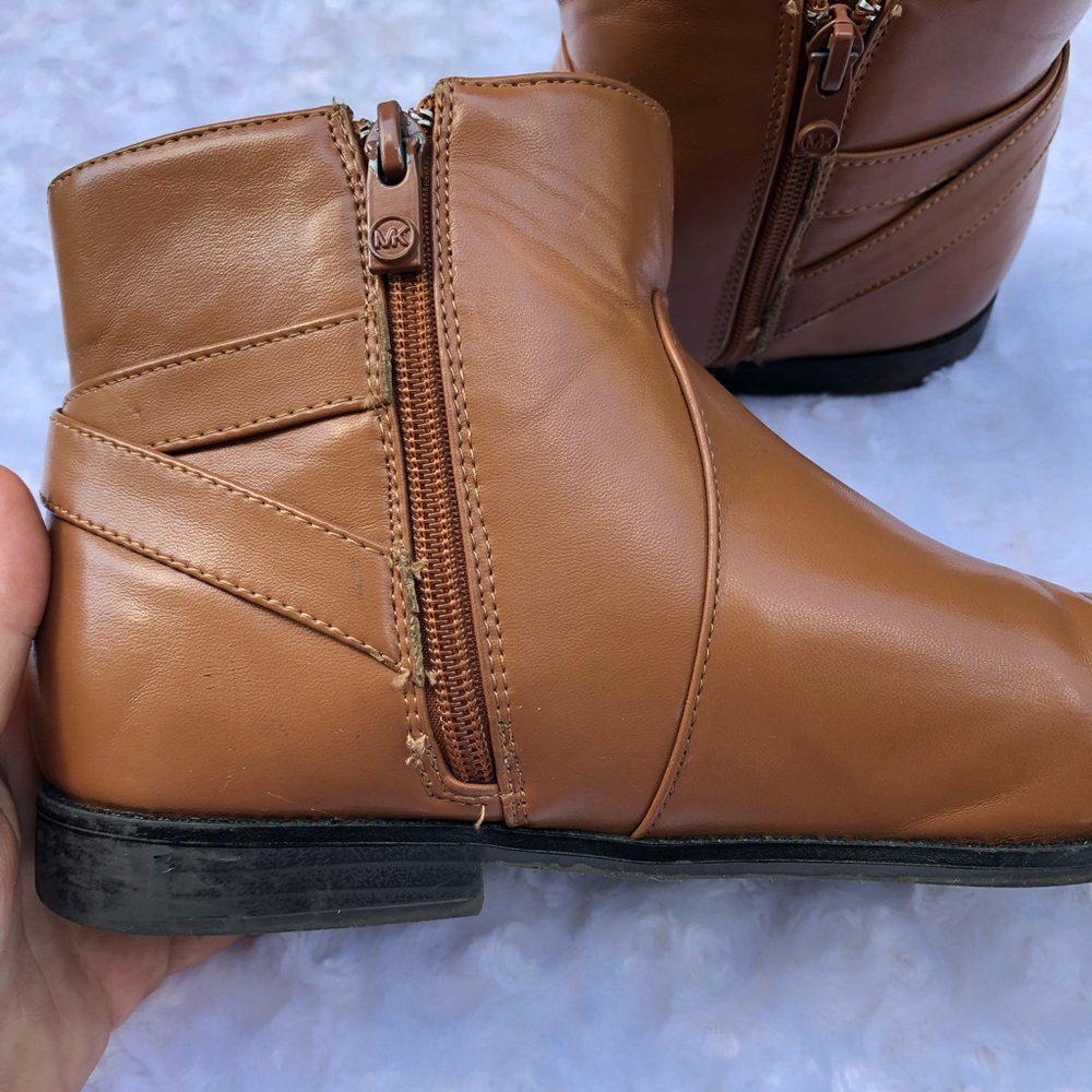 MICHAEL Michael Kors | Emma Nora ankle boots - Picture 6 of 7